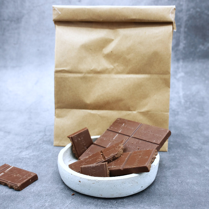 Bio vegane helle Schokolade mit 42 % Kakaoanteil - TARABAO- vegan - Papierverpackung