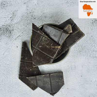 Bio Zartbitterschokolade Baobab & Moringa mit 57% Kakaoanteil -vegan - Großpackung -Papierverpackung - TARABAO